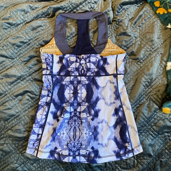 Lululemon Scoop Neck Tank size 6 ink blot indigo - Picture 4 of 4